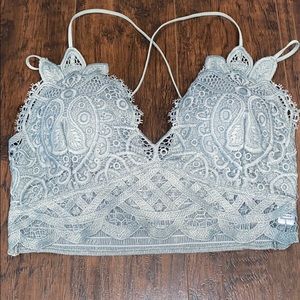 NWOT Wishlist Bra, make offers :)